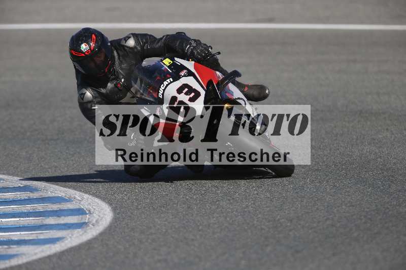 /Archiv-2024/02 29.01.-02.02.2024 Moto Center Thun Jerez/Gruppe schwarz-black/630